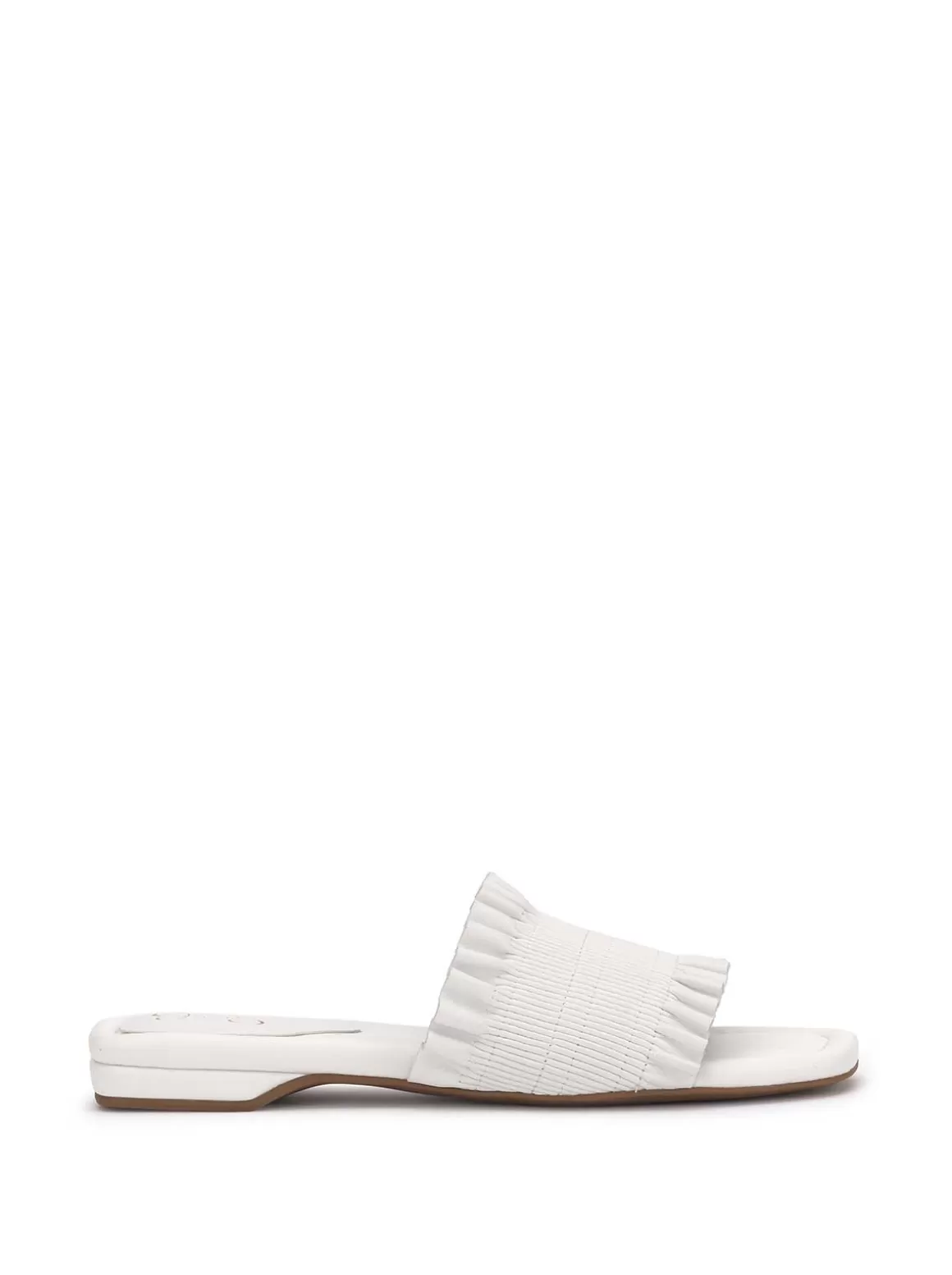 Camessa Smocked Sandal In White<Jessica Simpson Hot