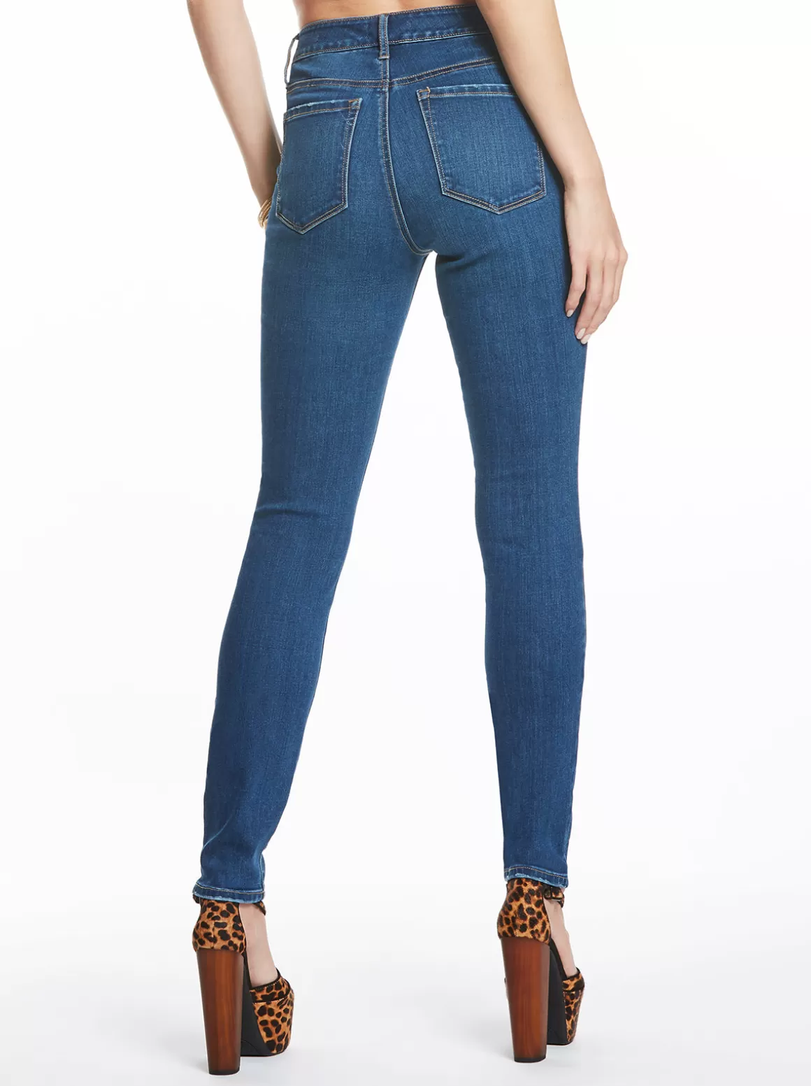 Kiss Me Skinny Jeans In <Jessica Simpson New