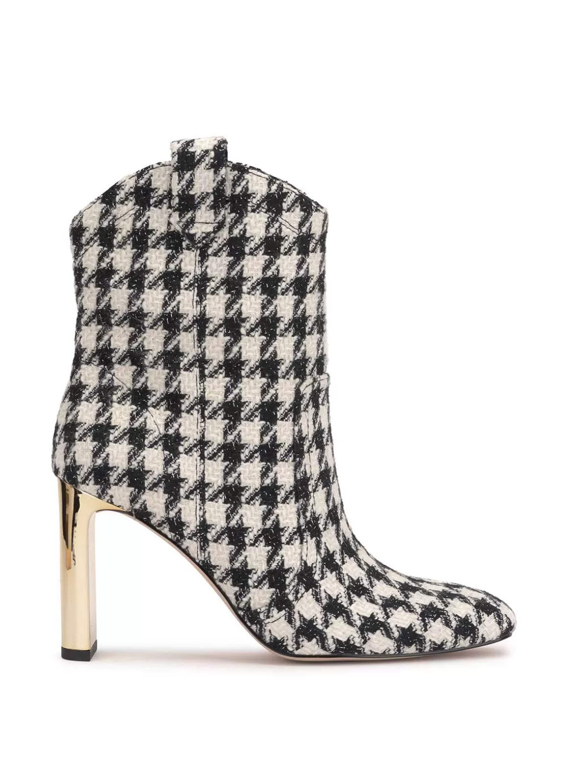 Xovira Heeled Bootie In <Jessica Simpson Outlet